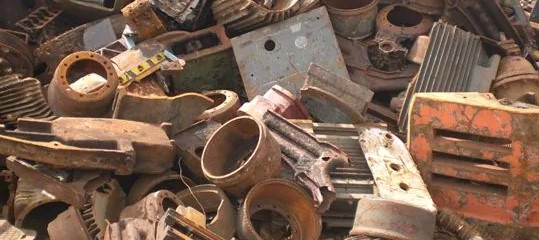 Heavy Breakable Cast